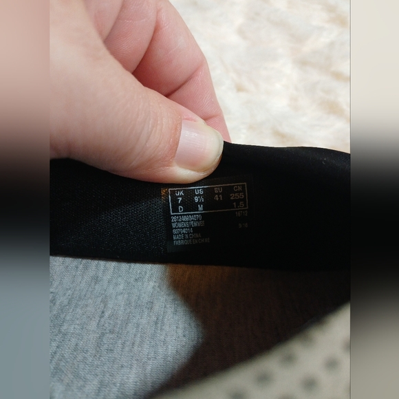 Clarks Cloudsteppers Sillian Jetay Shoes Womens Size 9.5M Beige Slip On Comfort - Picture 9 of 11